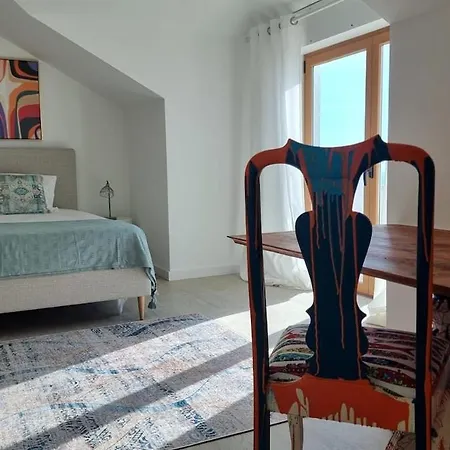 Traveler's Ericeira